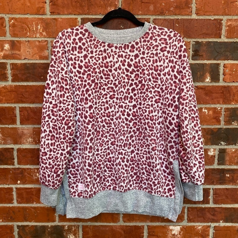 Simply Southern Womens Small Pink Leopard Animal Print Sweater